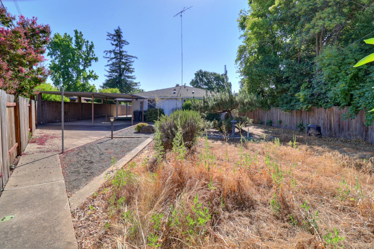 2953 Leta Lane Sacramento, CA 95821 - Photo 38 of 41