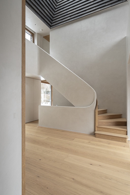 45 White Oak Road Wellesley, MA 02481 - Photo 21 of 38