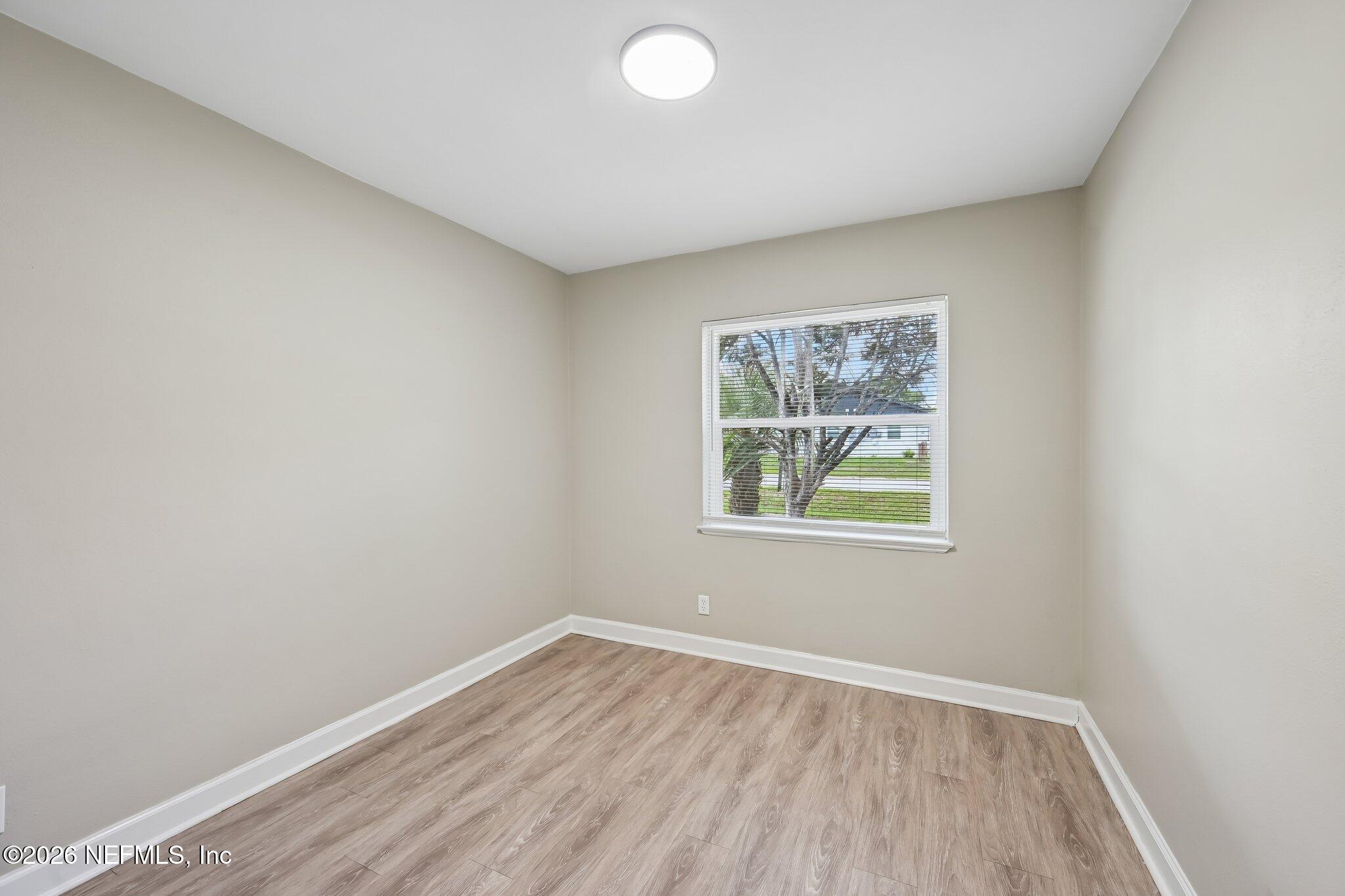 10554 Dobell Road Jacksonville, FL 32246 - Photo 21 of 31 26-web-or-mls-Dobell Rd-S1505-026