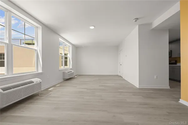 $2,400 | 56 Prospect Street, Unit 213, Yonkers, NY 10701