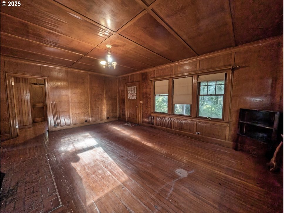 26870 East Chinook Lane Rhododendron, OR 97049 - Photo 12 of 37 Gallery Image 12