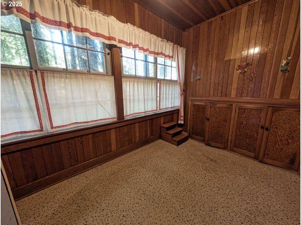26870 East Chinook Lane Rhododendron, OR 97049 - Photo 27 of 37 Gallery Image 27