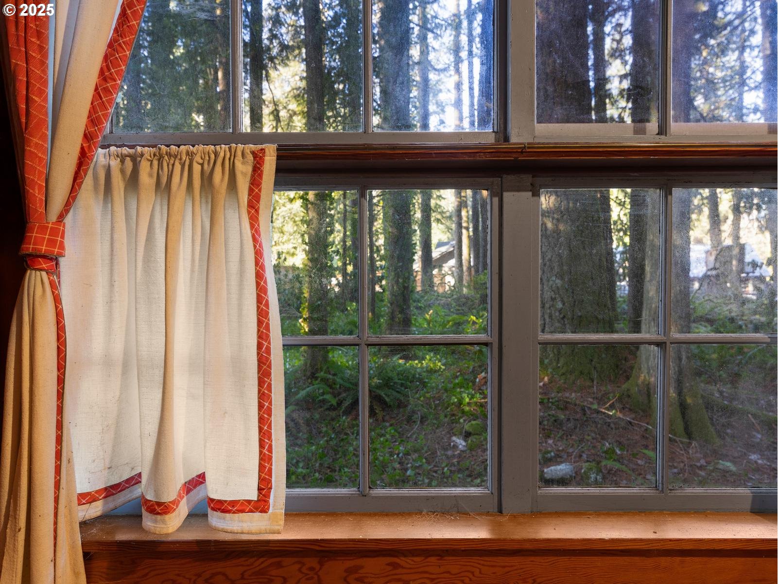 26870 East Chinook Lane Rhododendron, OR 97049 - Photo 30 of 37 Gallery Image 30