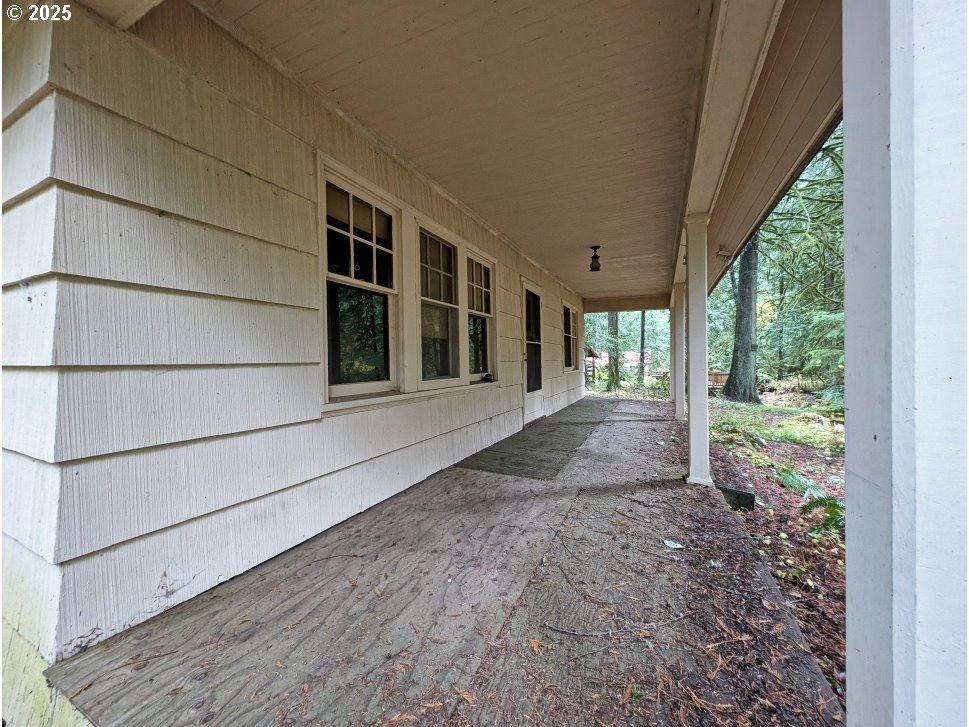26870 East Chinook Lane Rhododendron, OR 97049 - Photo 9 of 37 Gallery Image 9