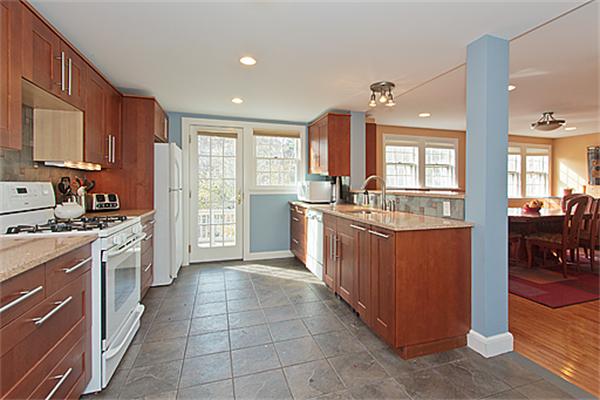 56 Thornton Road Needham, MA 02492 - Photo 2 of 19