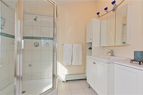 56 Thornton Road Needham, MA 02492 - Photo 5 of 19