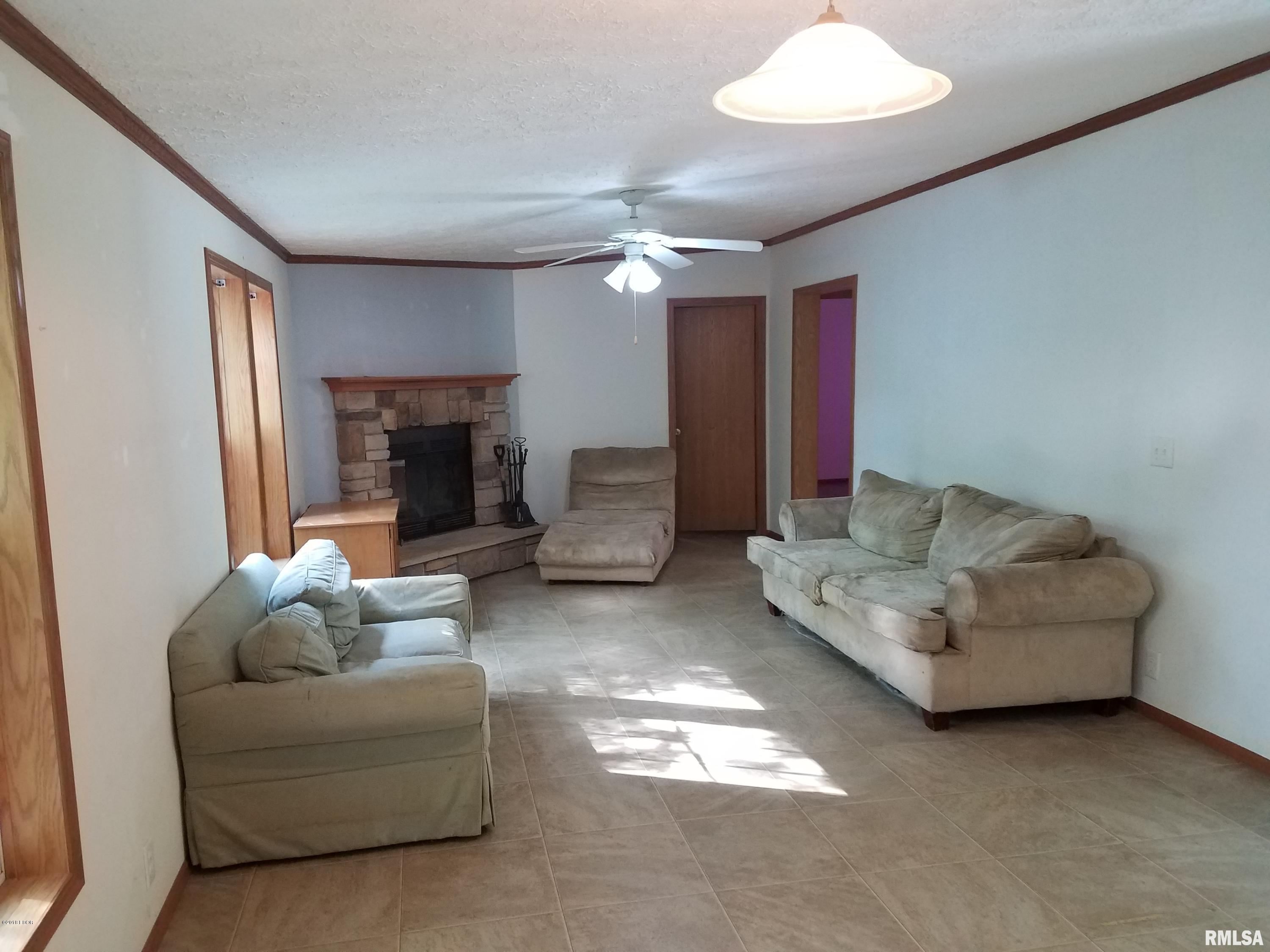 2426 Etherton Road Murphysboro, IL 62966 - Photo 5 of 10 Gallery Image 5