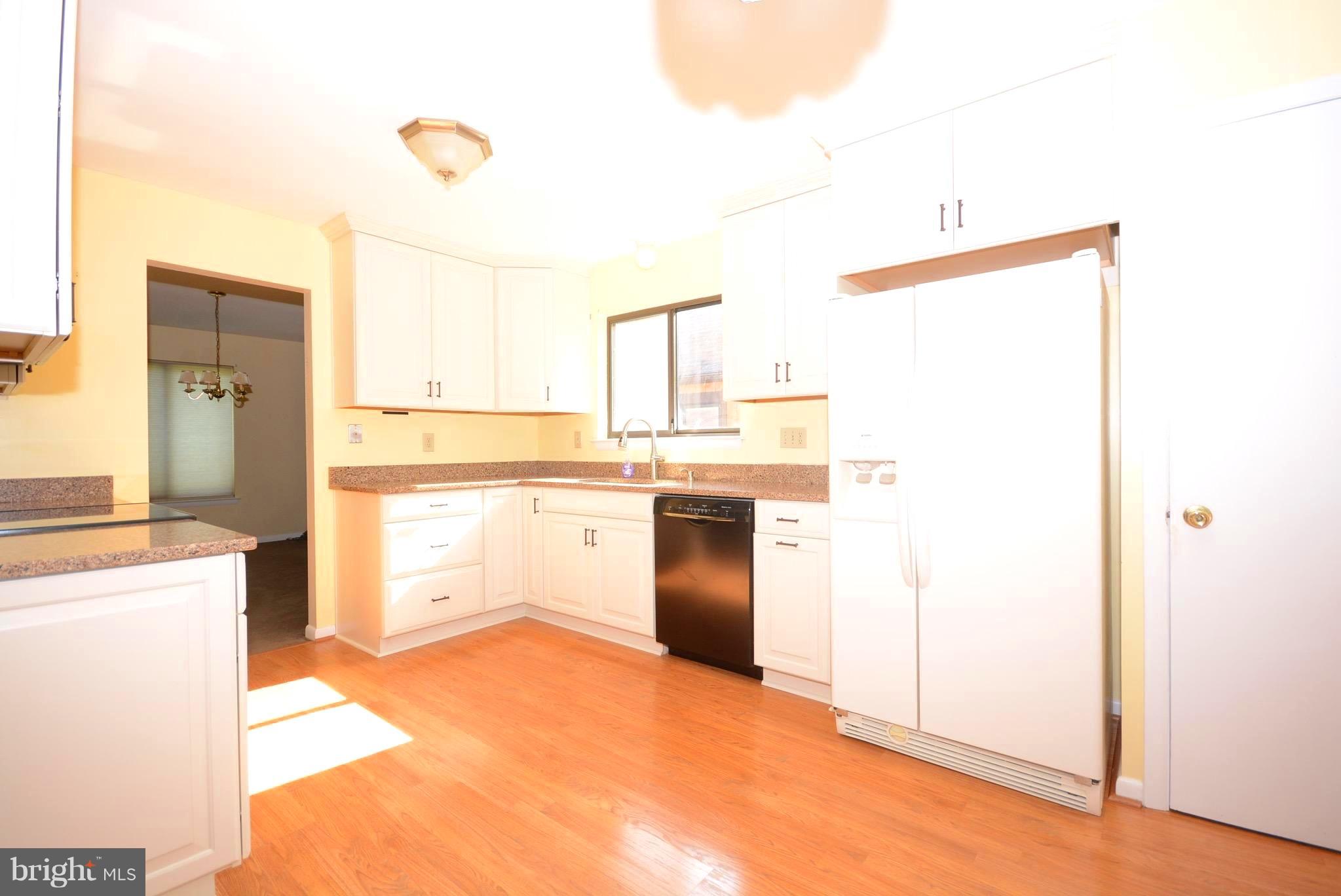 6239 Sunny Spring Columbia, MD 21044 - Photo 2 of 30 Kitchen