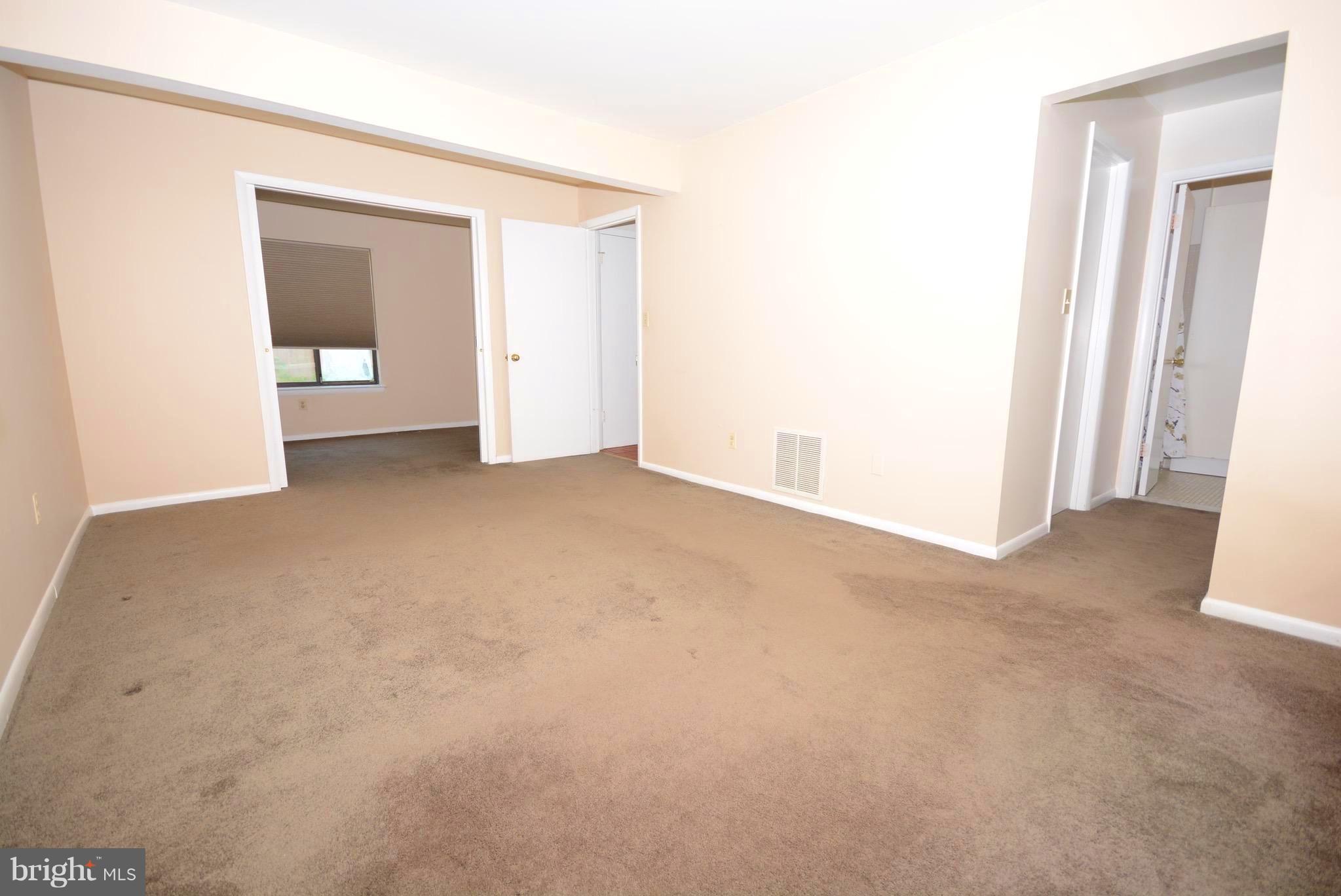 6239 Sunny Spring Columbia, MD 21044 - Photo 13 of 30 Bedroom (Master)