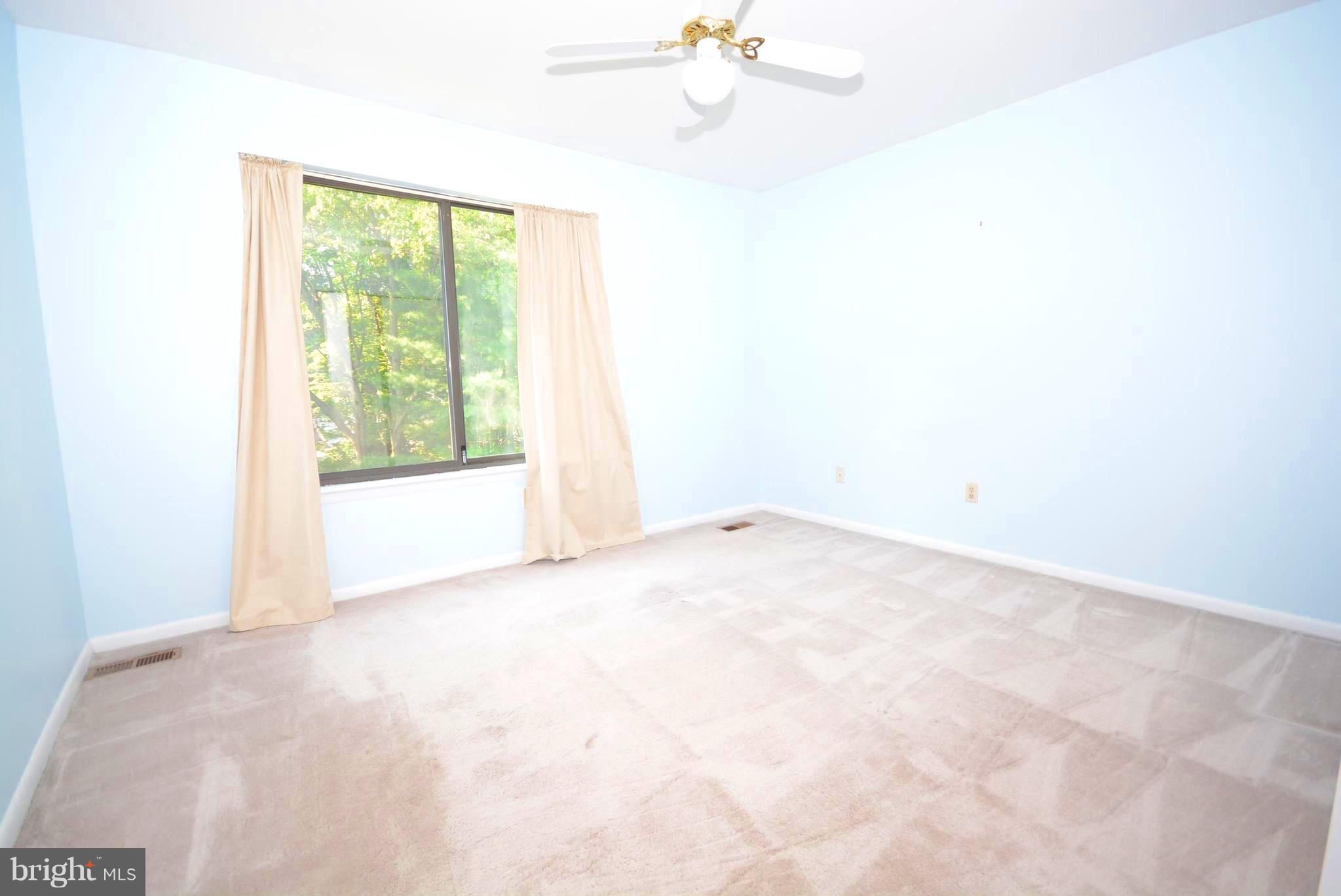 6239 Sunny Spring Columbia, MD 21044 - Photo 18 of 30 Bedroom 3