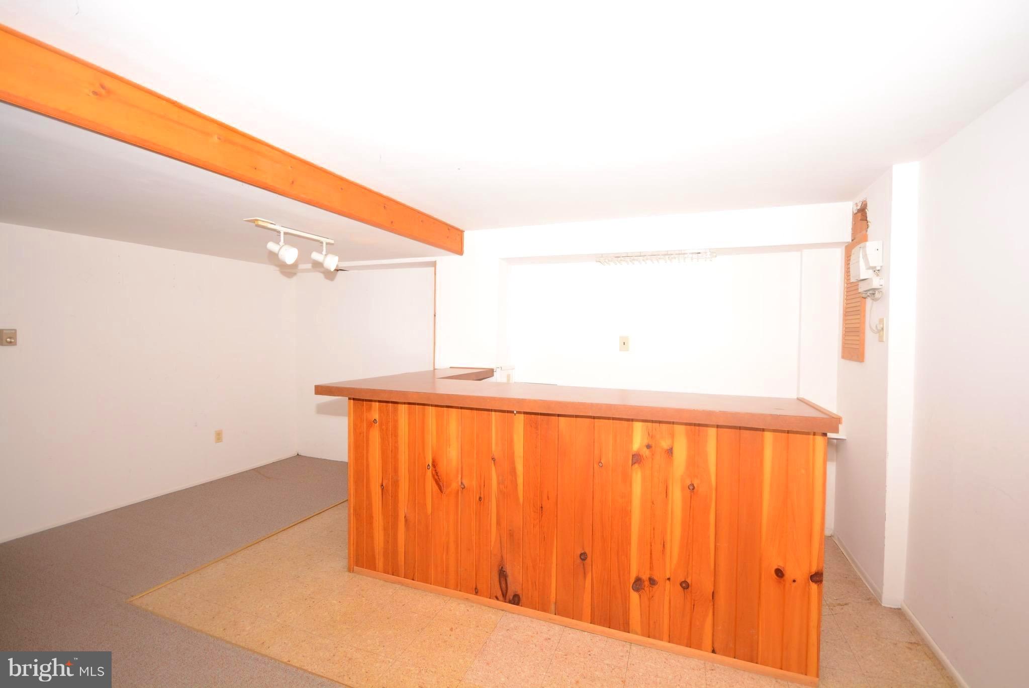 6239 Sunny Spring Columbia, MD 21044 - Photo 24 of 30 Basement - Perfect Bar for Entertaining!