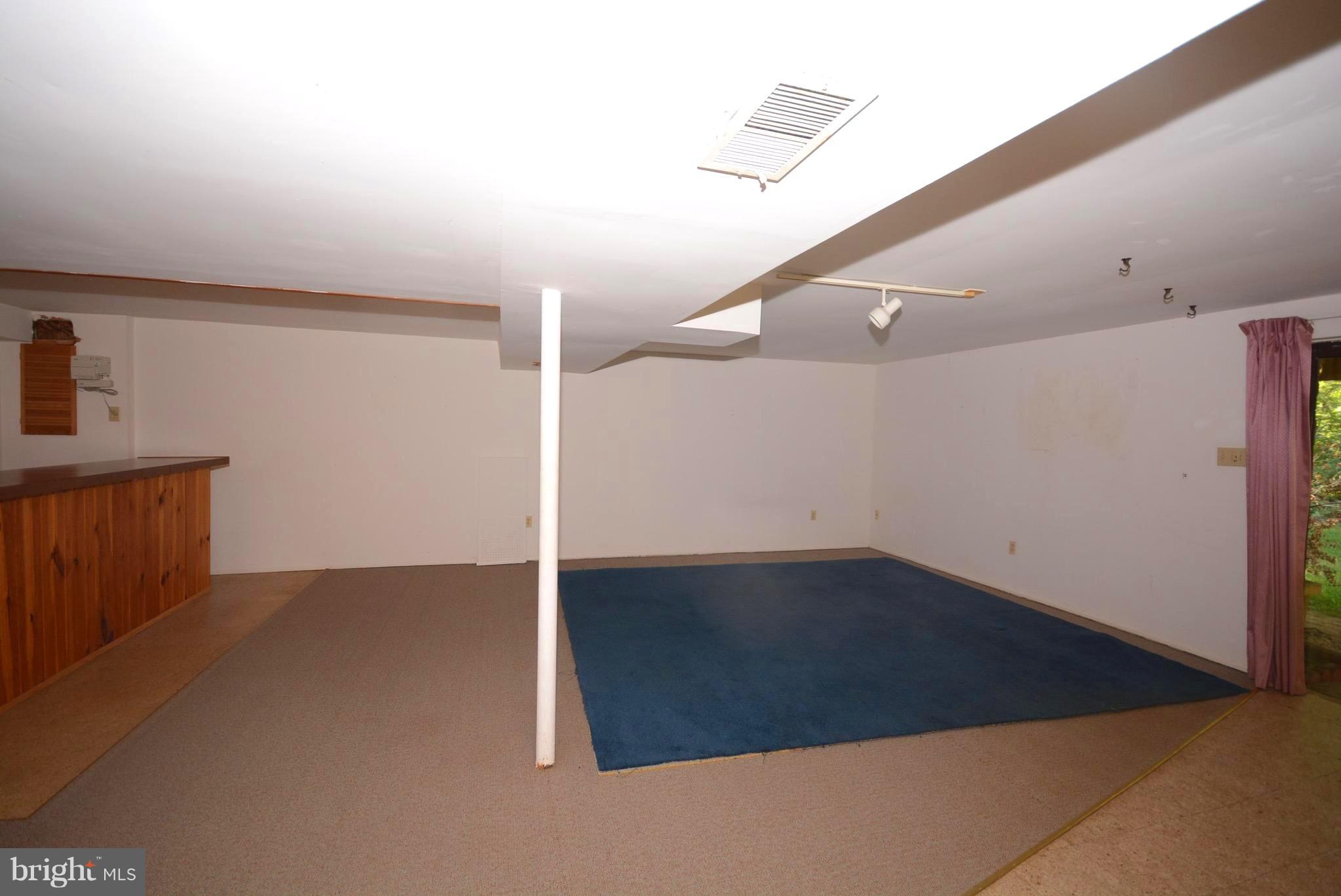 6239 Sunny Spring Columbia, MD 21044 - Photo 26 of 30 Basement - Open Finished Basement