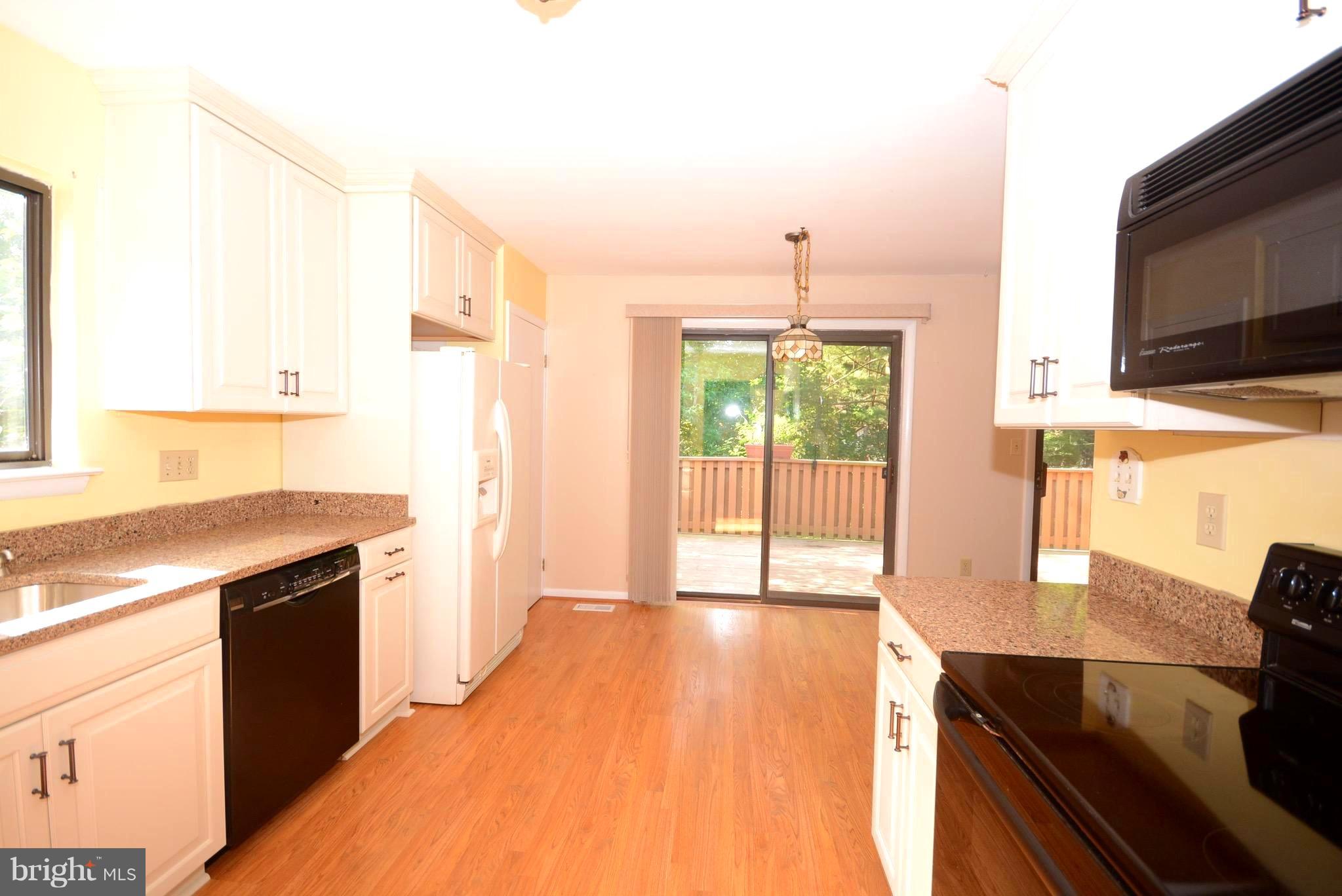 6239 Sunny Spring Columbia, MD 21044 - Photo 4 of 30 Kitchen