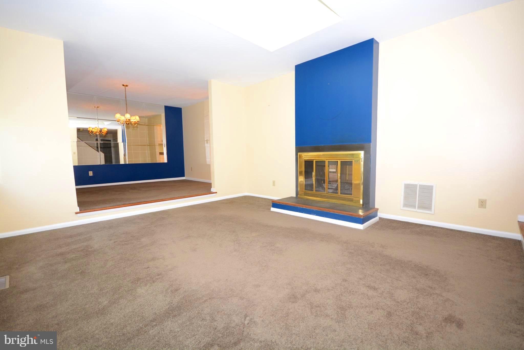 6239 Sunny Spring Columbia, MD 21044 - Photo 7 of 30 Family Room - See through Fire Place!