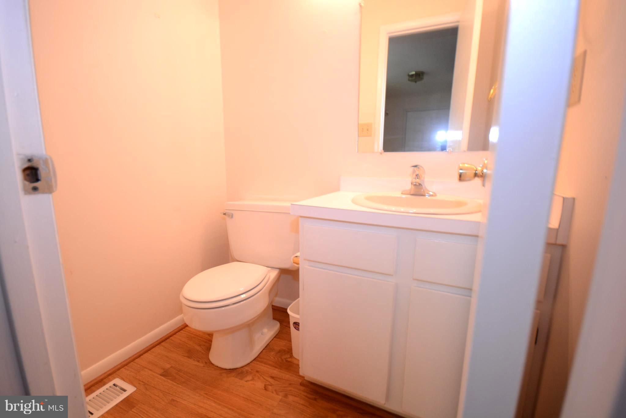 6239 Sunny Spring Columbia, MD 21044 - Photo 10 of 30 Bath