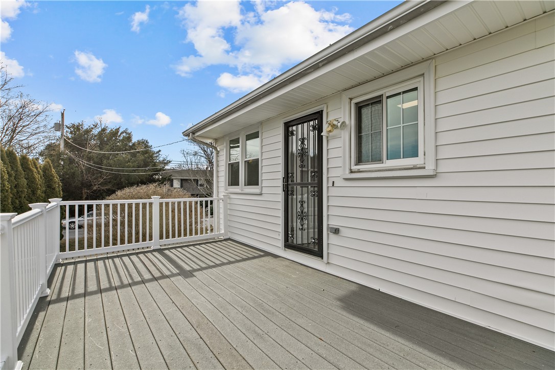 4 Weetamoe Road Middletown, RI 02842 - Photo 20 of 30