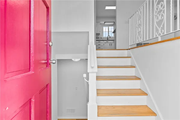 $4,000 | 4 Weetamoe Road, Middletown, RI 02842