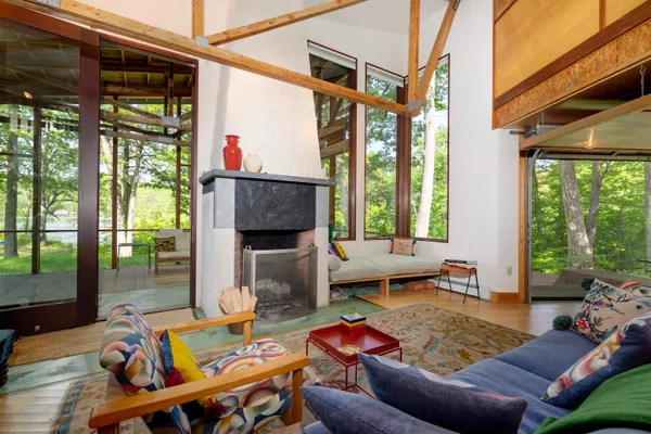 $1,725,000 | 518 Shaker Boulevard, Enfield, NH 03748