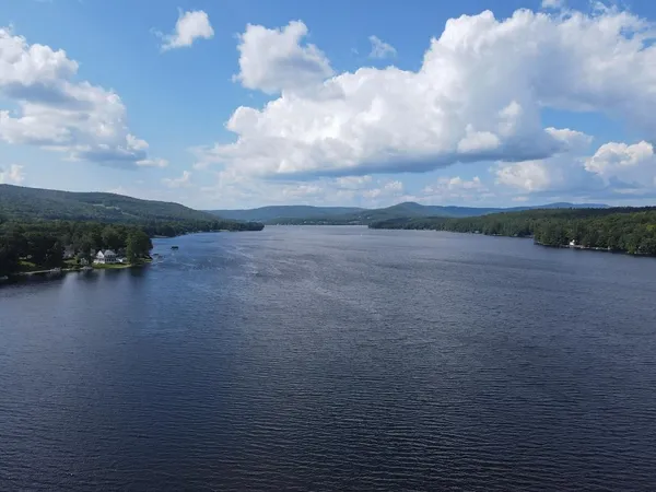 $1,725,000 | 518 Shaker Boulevard, Enfield, NH 03748