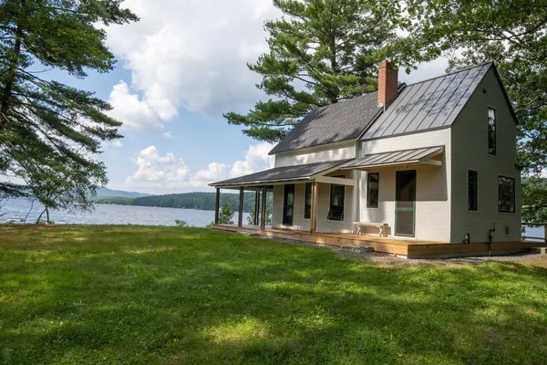 $1,725,000 | 518 Shaker Boulevard, Enfield, NH 03748