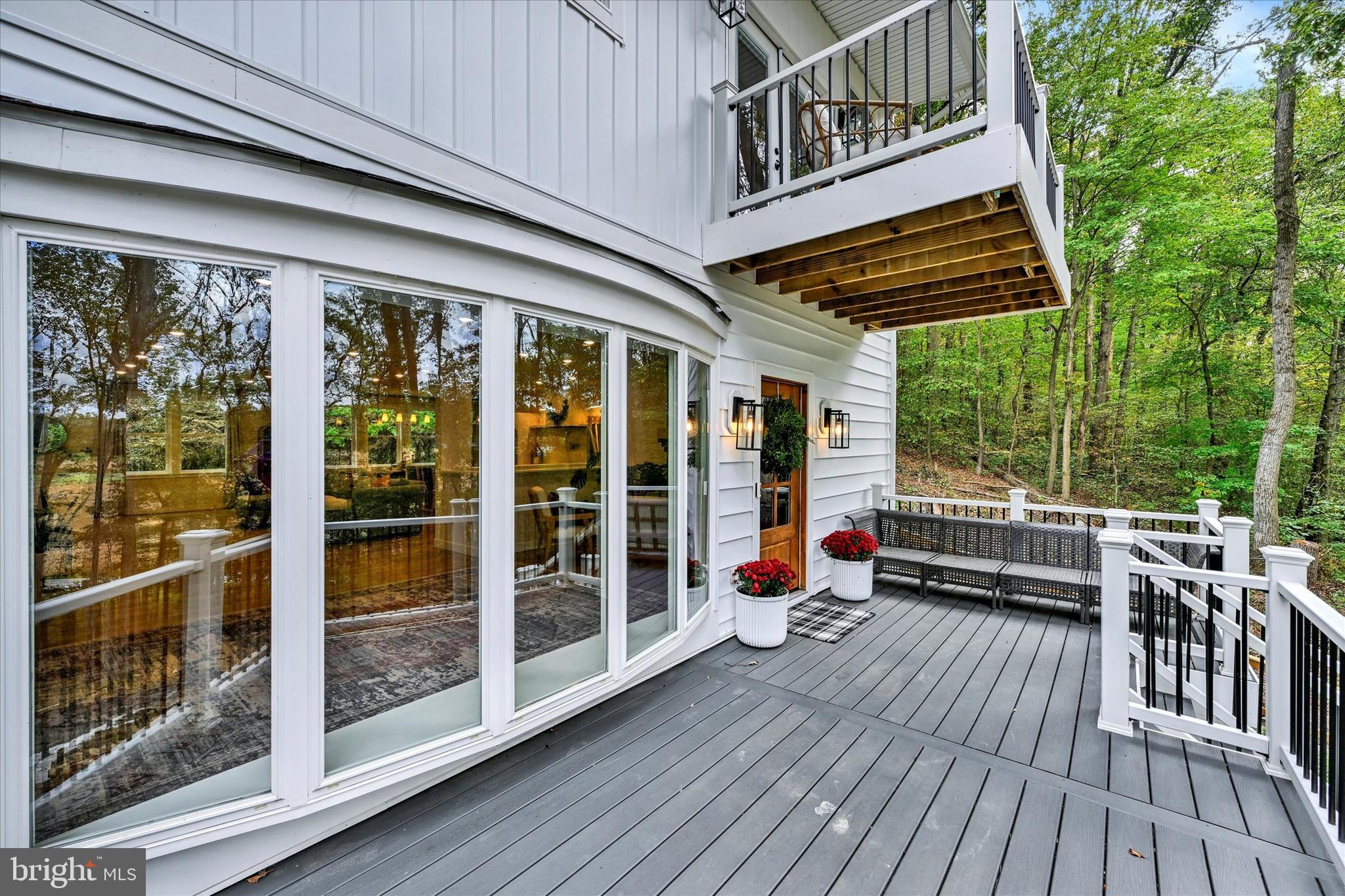 5437 Glen Arm Road Glen Arm, MD 21057 - Photo 5 of 45 a view of porch with seating space