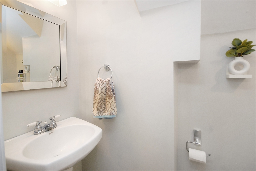 2 Sherman Street Maynard, MA 01754 - Photo 16 of 32