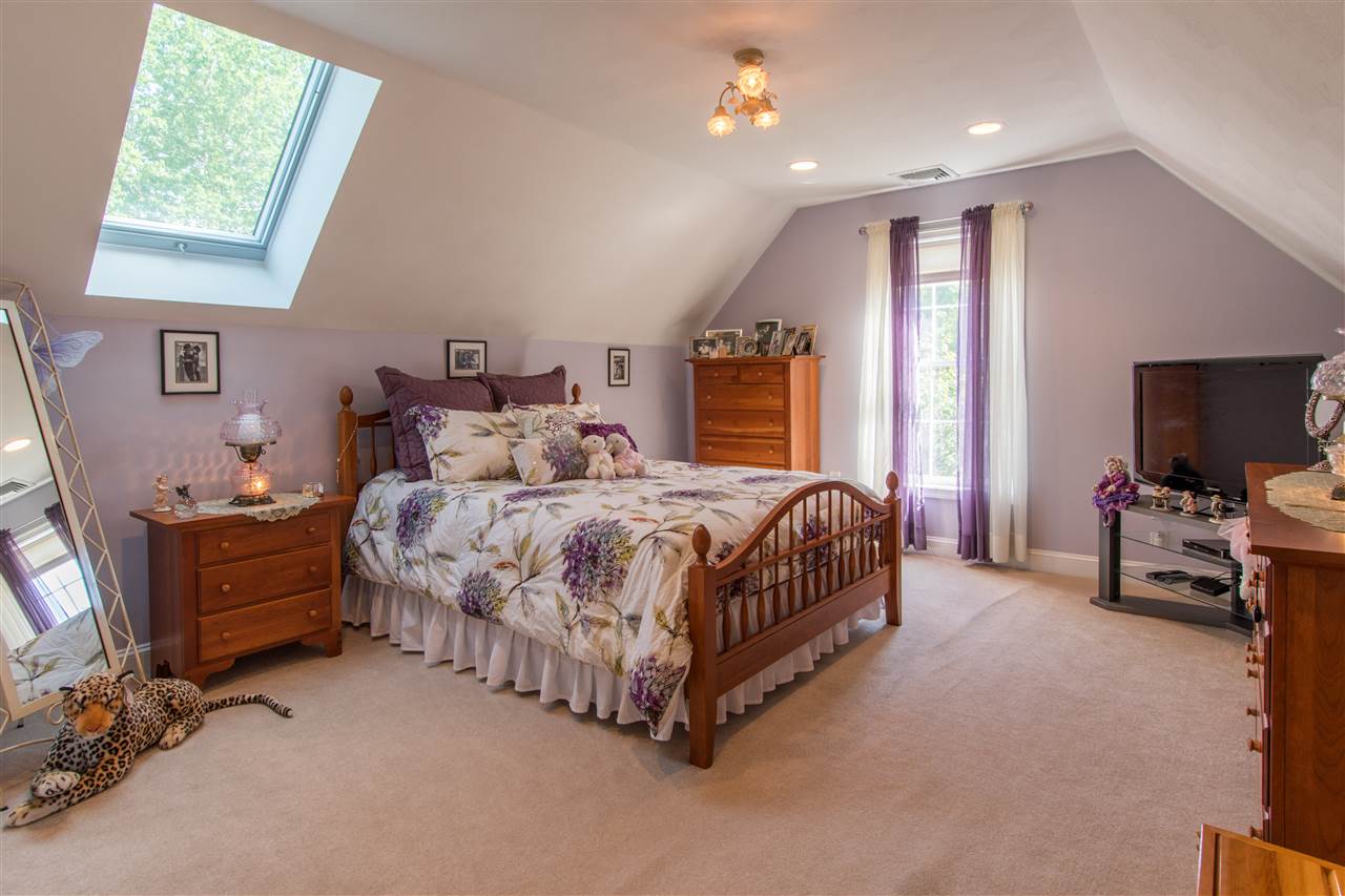 21 Flintlock Road Salem, NH 03079 - Photo 24 of 34