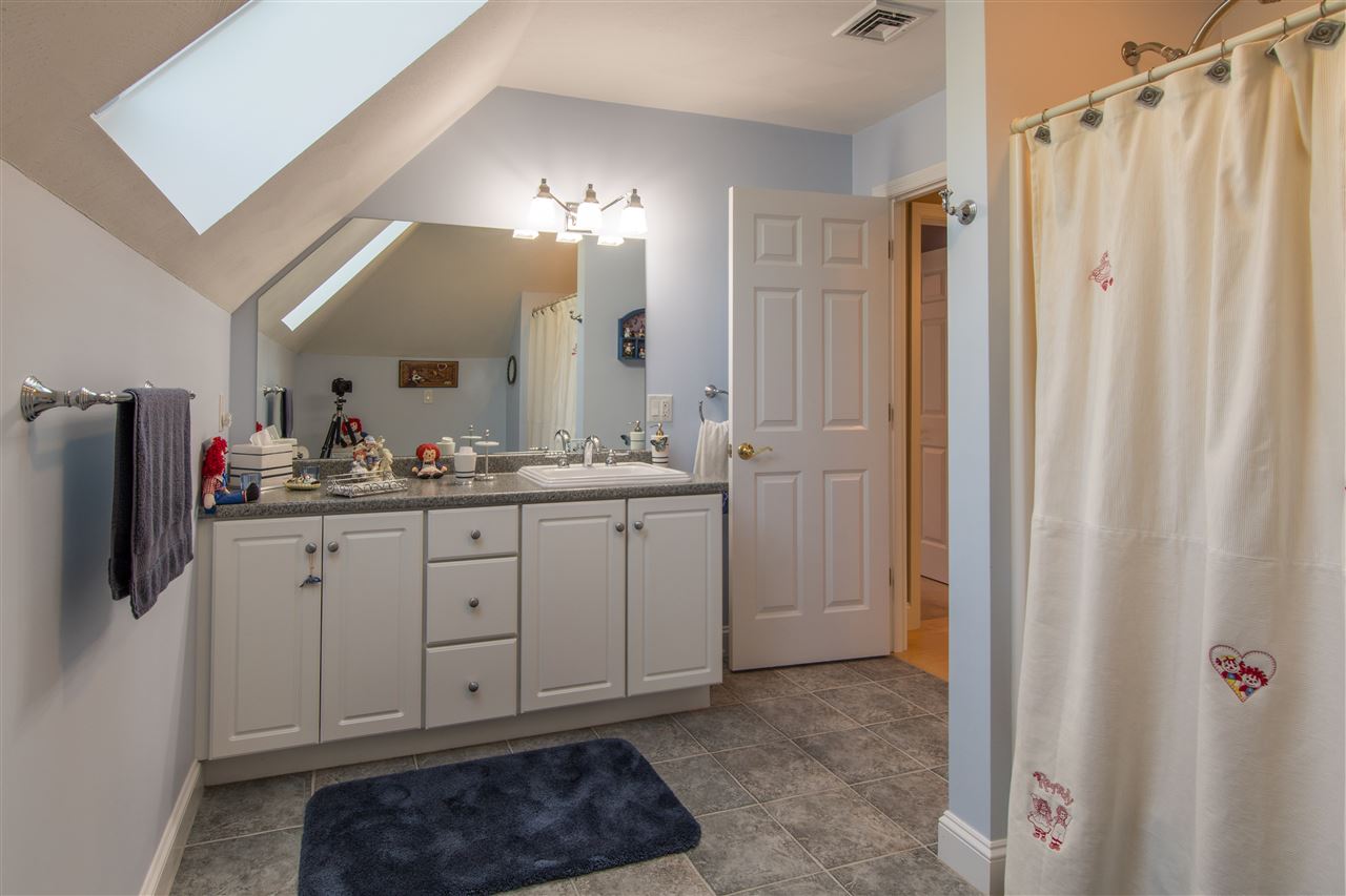 21 Flintlock Road Salem, NH 03079 - Photo 25 of 34