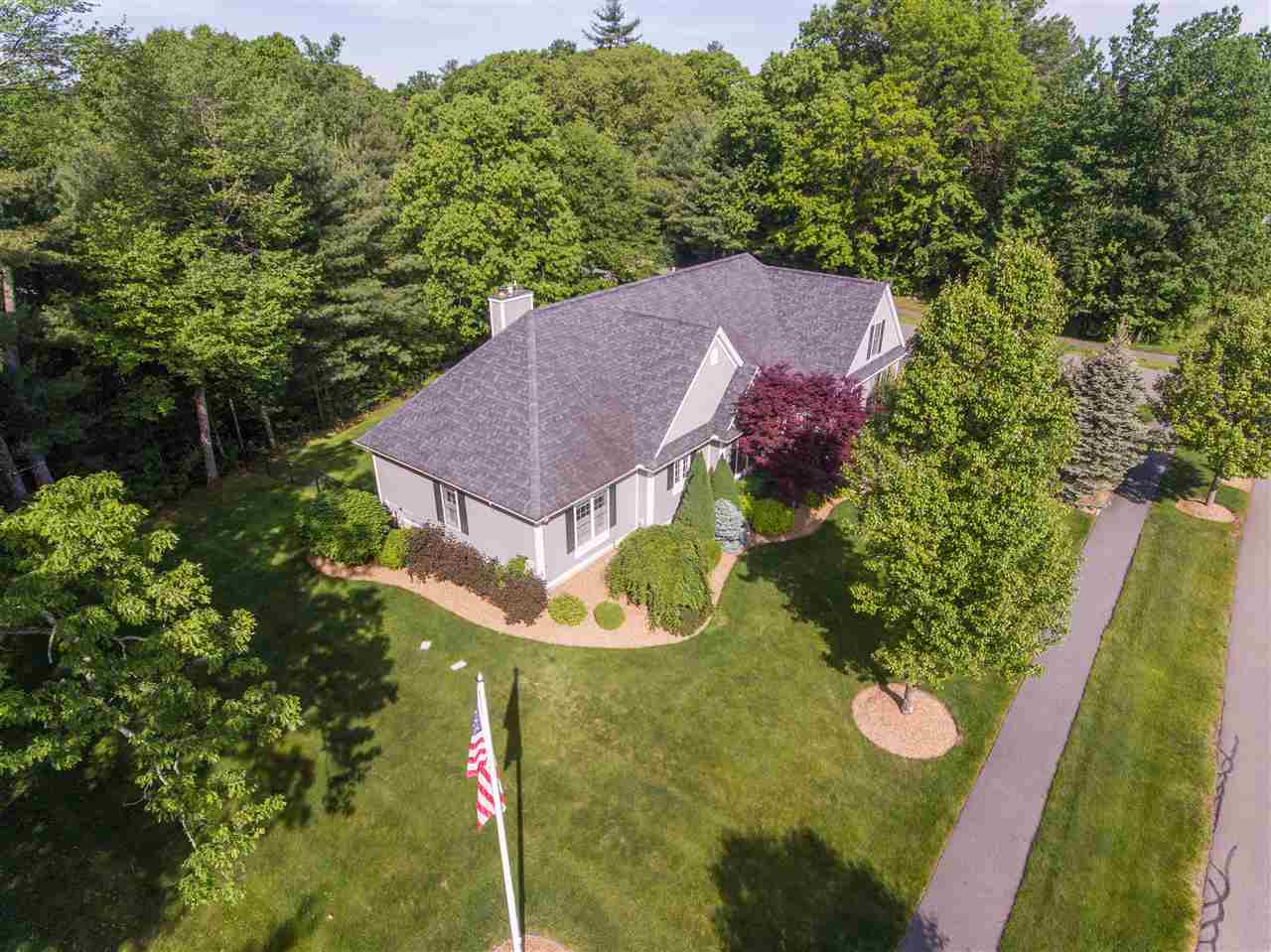 21 Flintlock Road Salem, NH 03079 - Photo 30 of 34