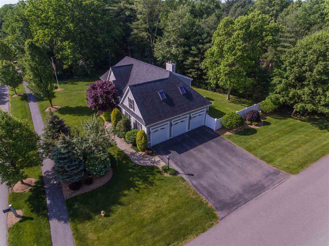 21 Flintlock Road Salem, NH 03079 - Photo 33 of 34