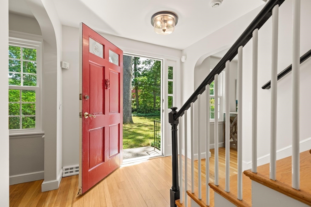 33 Mossman Road Sudbury, MA 01776 - Photo 3 of 30