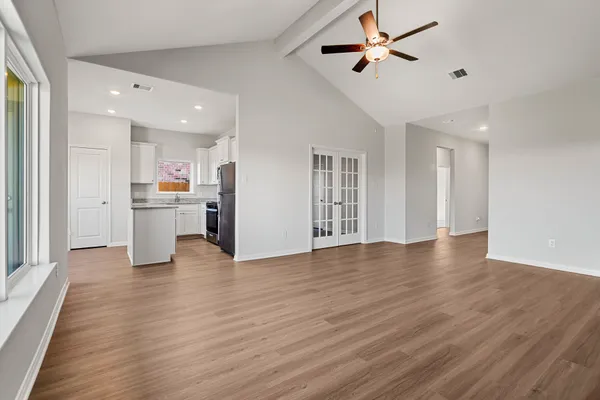 $2,110 | 320 Tejas Trail, Waller, TX 77484