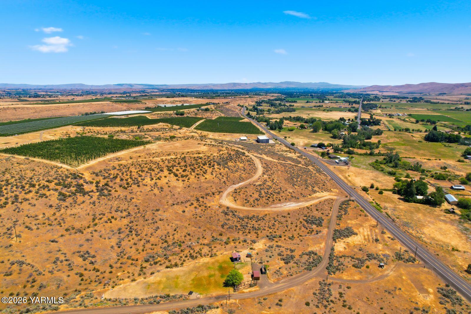 17011 Ahtanum Road Yakima, WA 98903 - Photo 16 of 16 16 Drone