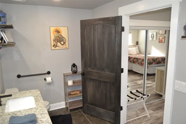 $499,000 | 1108 Peninsula Drive, Fort Towson, OK 74735