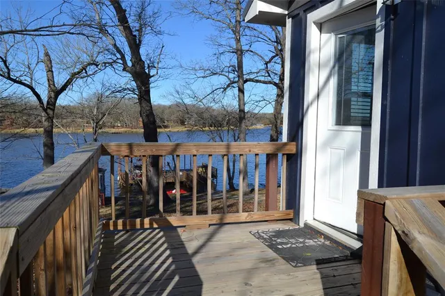 $499,000 | 1108 Peninsula Drive, Fort Towson, OK 74735
