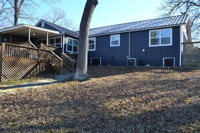 $499,000 | 1108 Peninsula Drive, Fort Towson, OK 74735