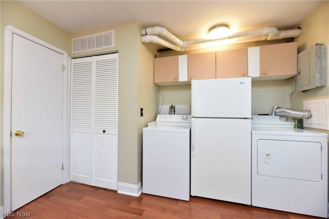 5986 Engle Road Brook Park, OH 44142 - Photo 13 of 26 Gallery Image 13