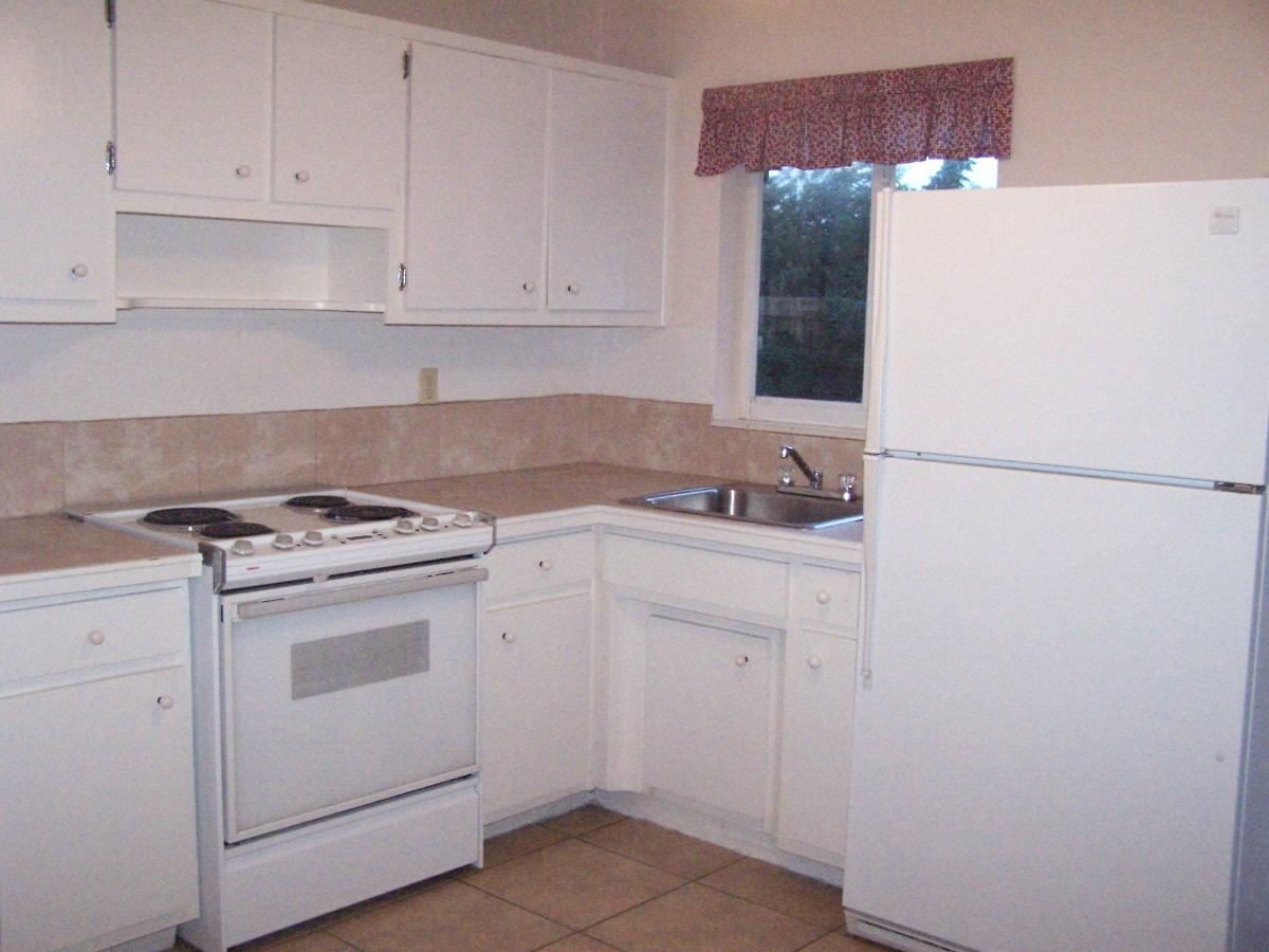 170 Northwest 7th Street Boca Raton, FL 33432 - Photo 8 of 15 100_3730