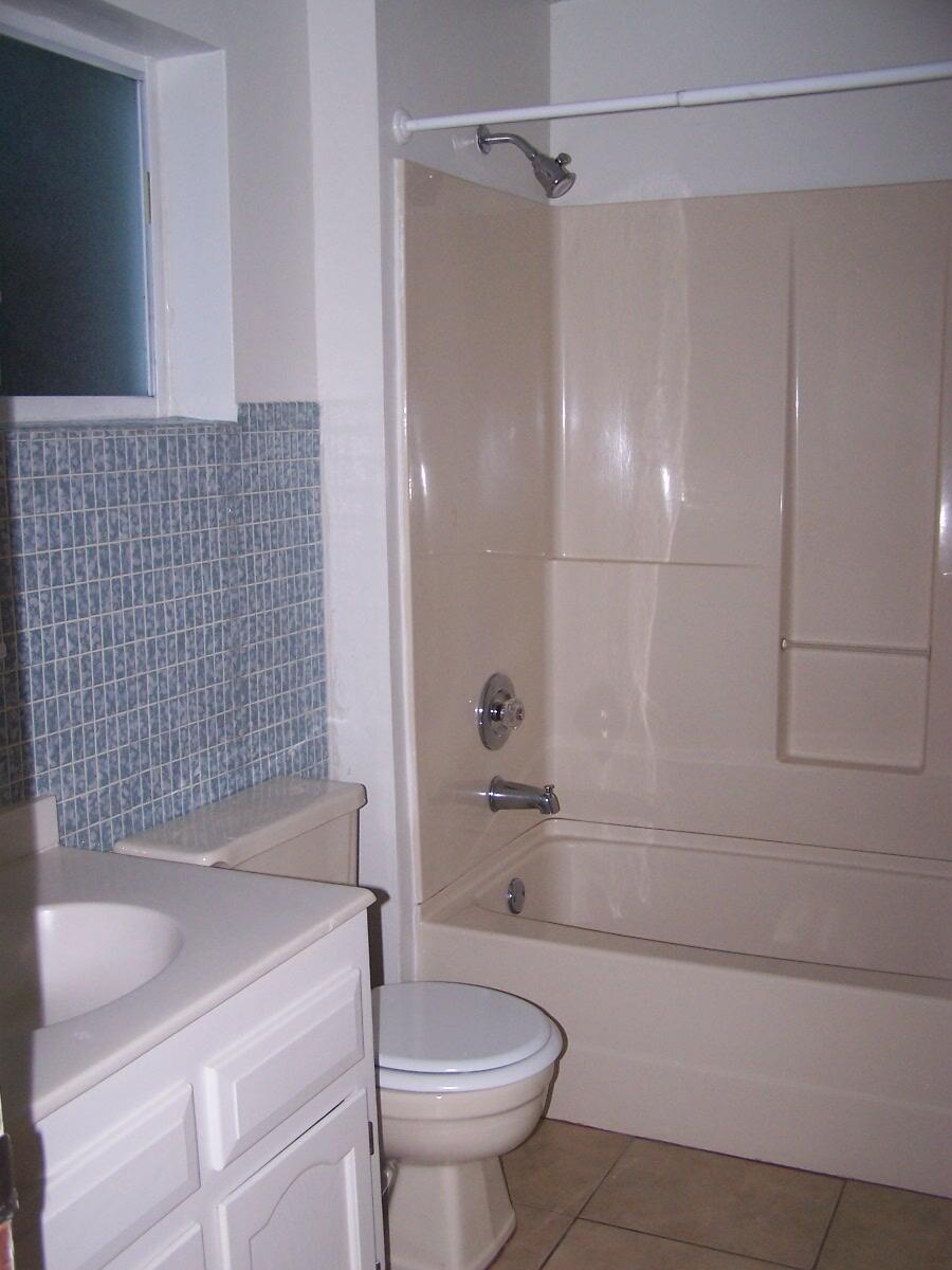 170 Northwest 7th Street Boca Raton, FL 33432 - Photo 10 of 15 100_3733