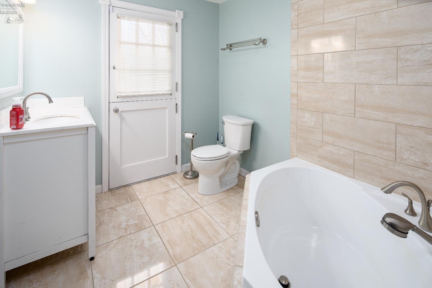 1740 Hampton Road Fremont, OH 43420 - Photo 31 of 59 Gallery Image 31