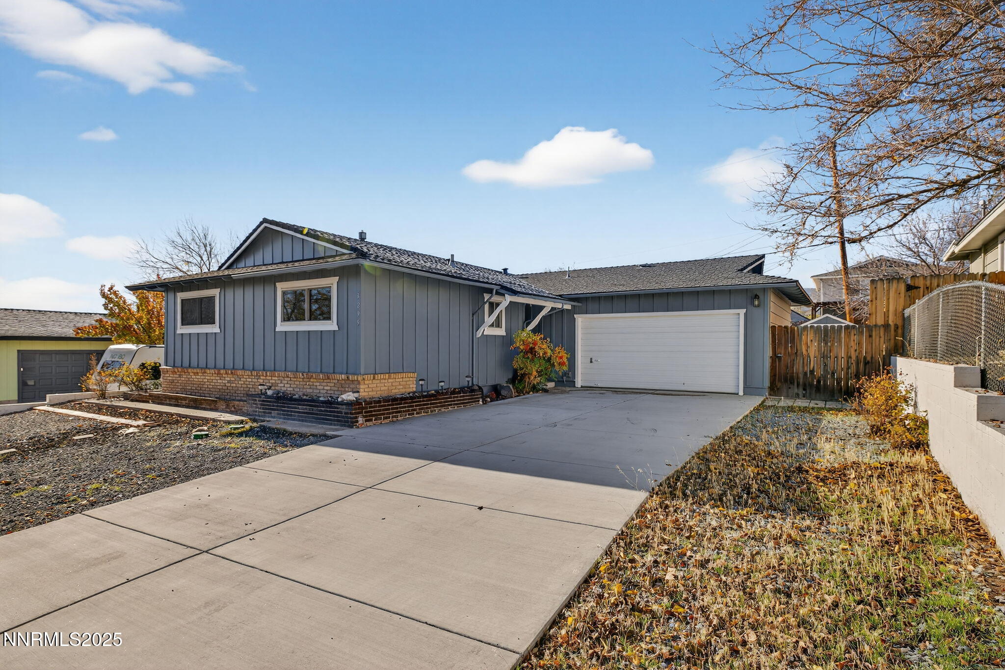 1-web-or-mls-3295 Sandra-1