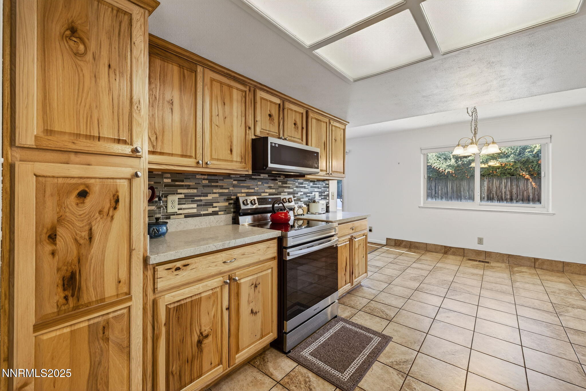 3295 Sandra Drive Reno, NV 89503 - Photo 14 of 34 17-web-or-mls-3295 Sandra-17