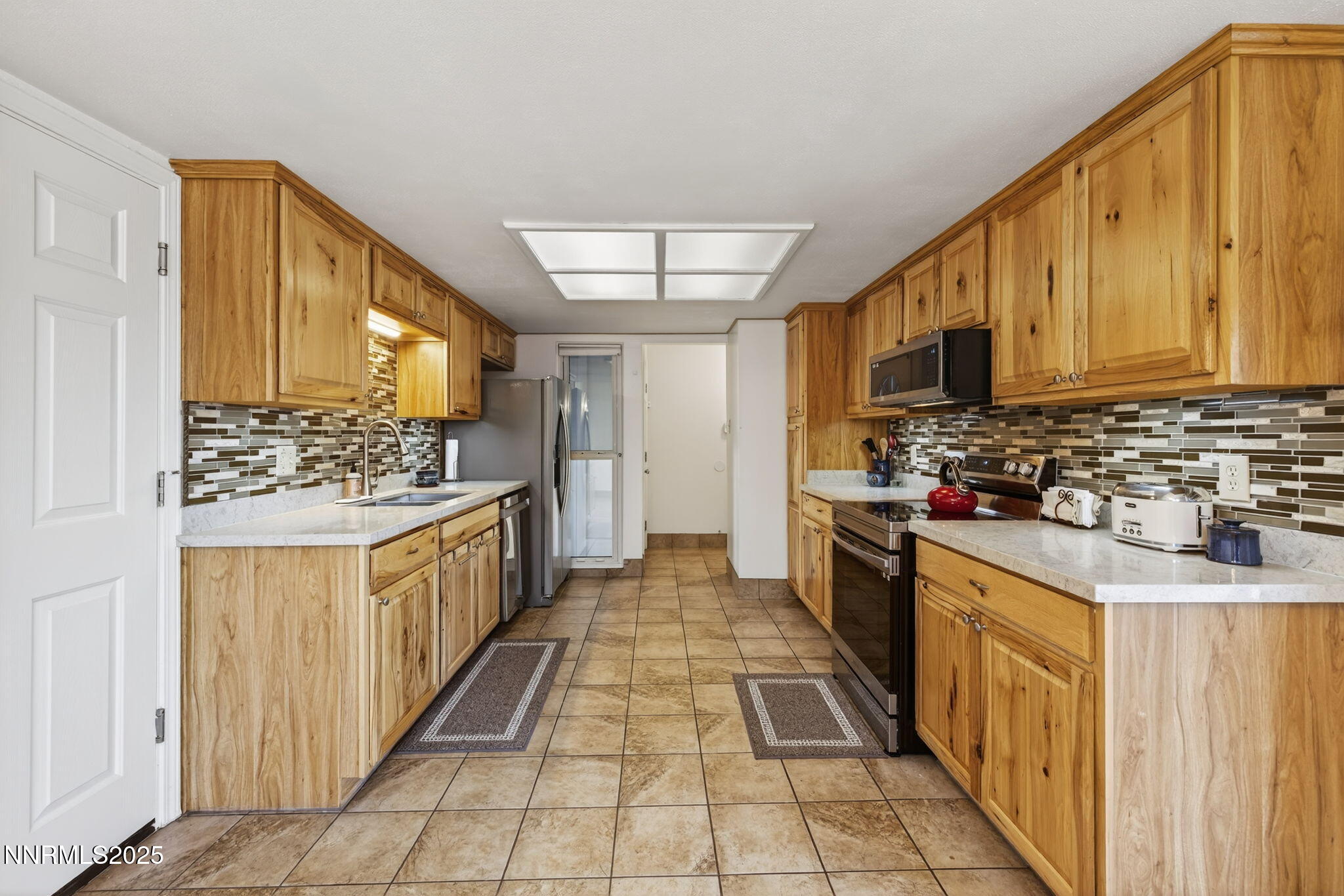 3295 Sandra Drive Reno, NV 89503 - Photo 9 of 34 12-web-or-mls-3295 Sandra-12