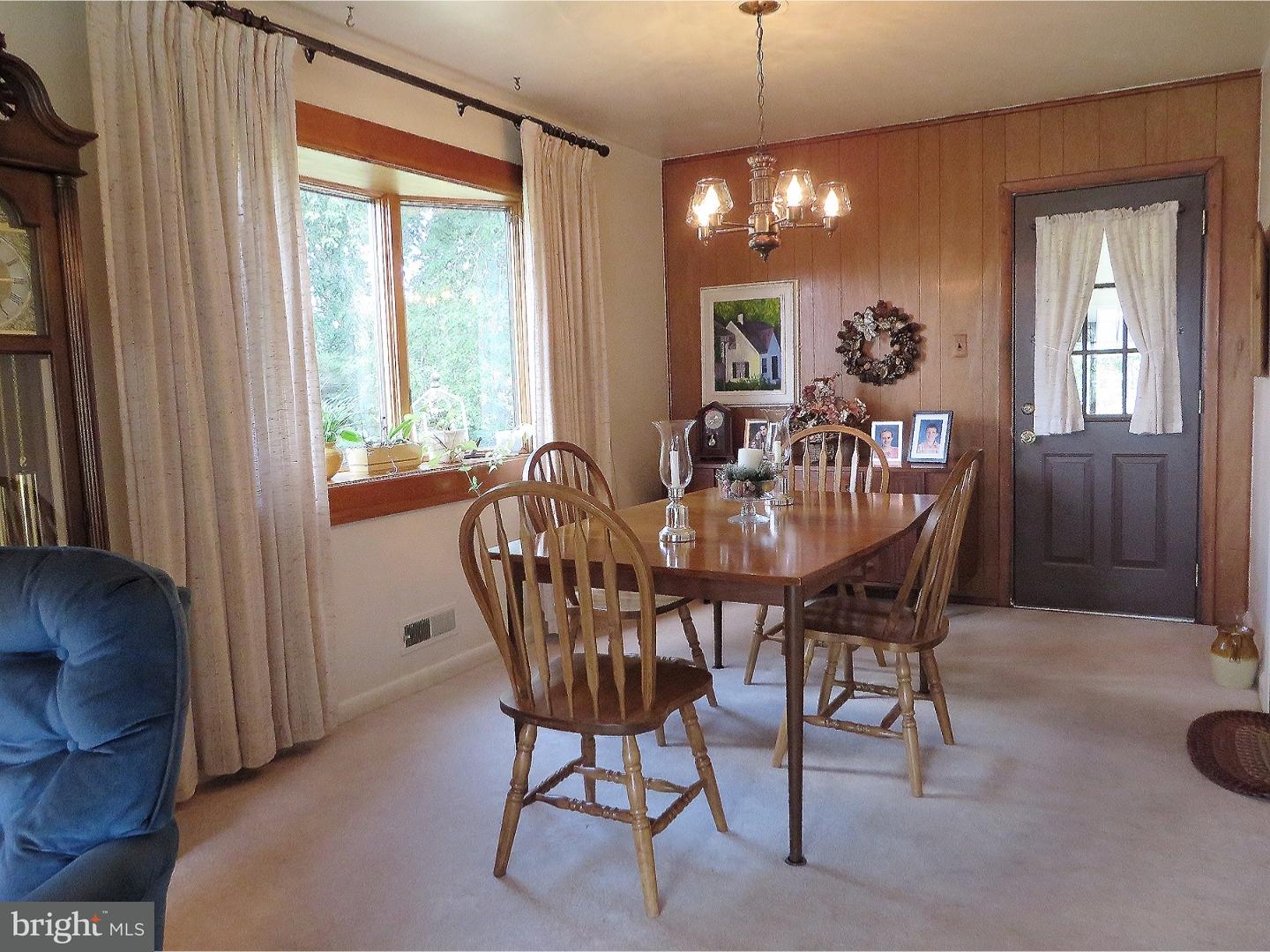 257 Hickory Road Warminster, PA 18974 - Photo 6 of 20 Dining Room