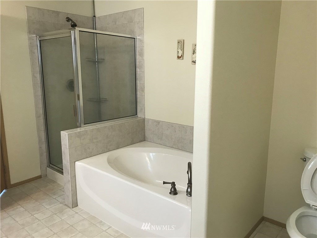 4214 East R Street Tacoma, WA 98404 - Photo 11 of 19