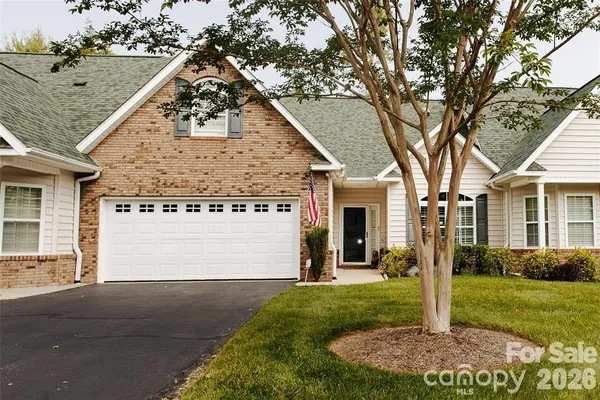 $399,000 | 47 Victoria Park Drive, Hendersonville, NC 28792