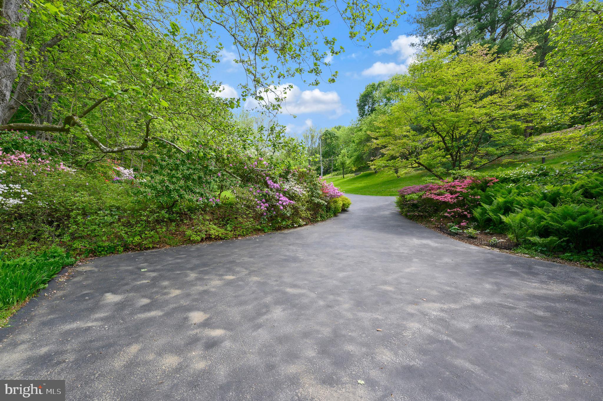 975 Conner Road West Chester, PA 19380 - Photo 4 of 44 Gallery Image 4