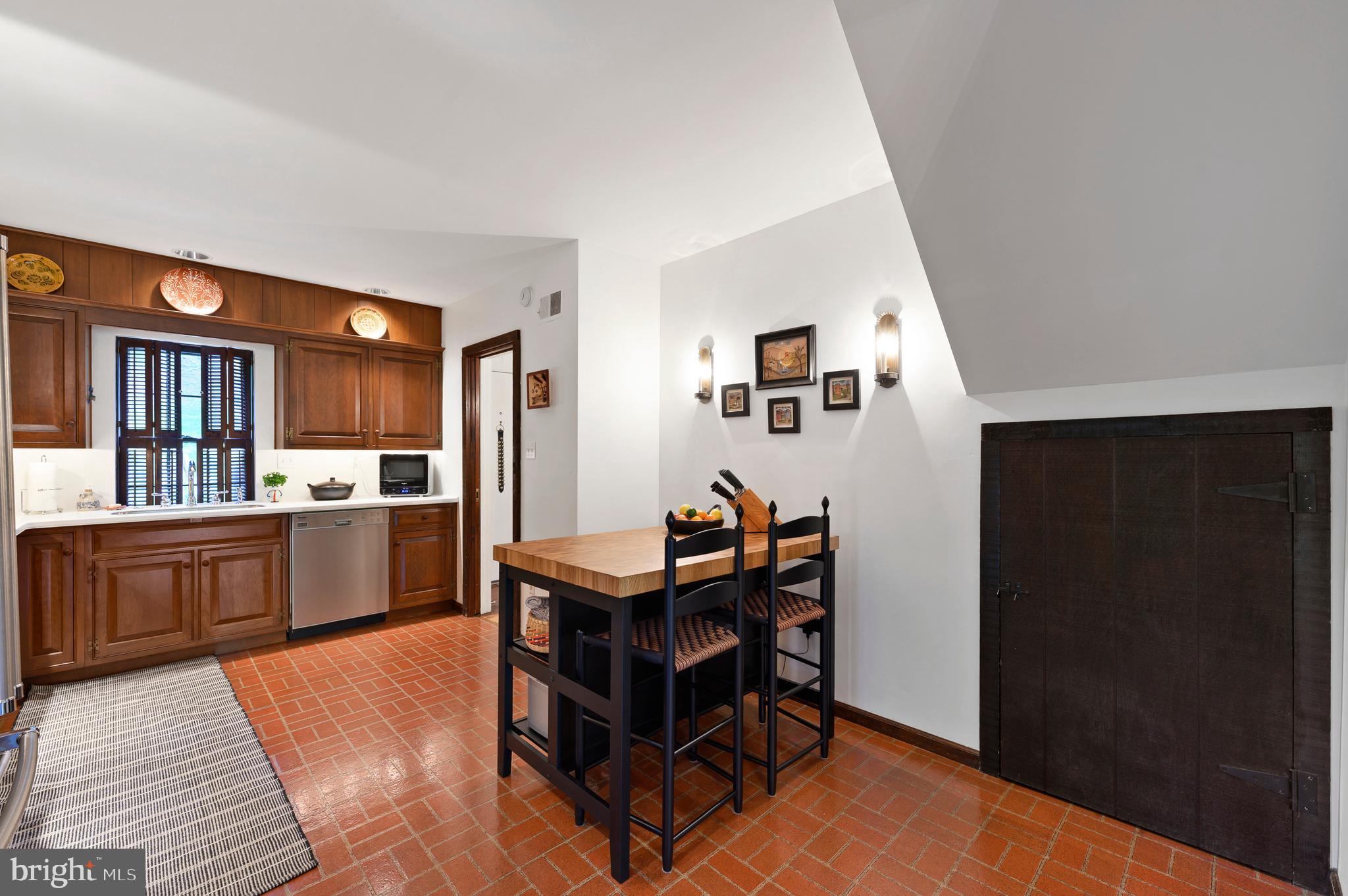 975 Conner Road West Chester, PA 19380 - Photo 10 of 44 Gallery Image 10