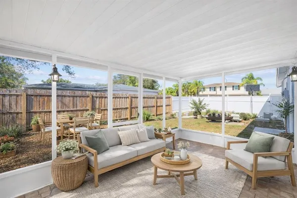 $2,300 | 6150 101st Avenue North, Pinellas Park, FL 33782