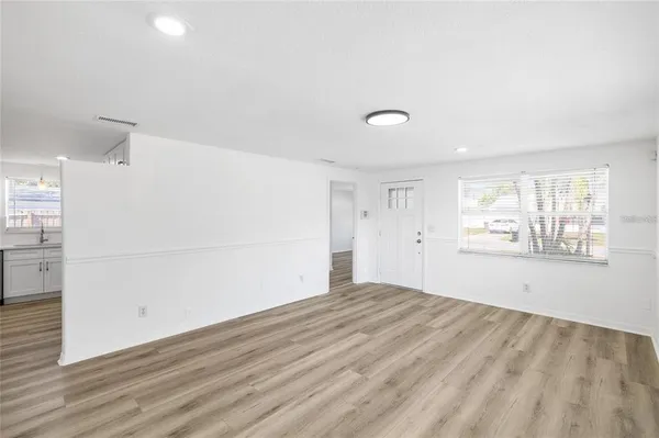 $2,300 | 6150 101st Avenue North, Pinellas Park, FL 33782